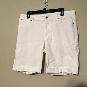 Talbots 12 Boyfriend Flawless Five Pocket Denim Jean Shorts White Casual Stretch